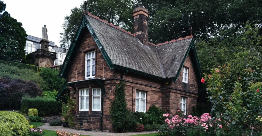 Choosing A Fireplace For Your Period Home Choosing A Fireplace For Your Period Home Image